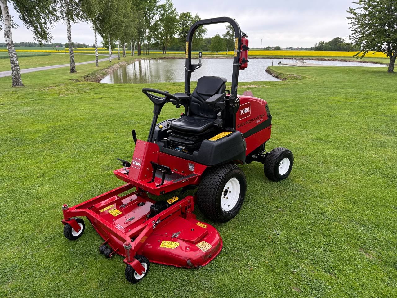 Toro 3280D Låga timmar Åkgräs...