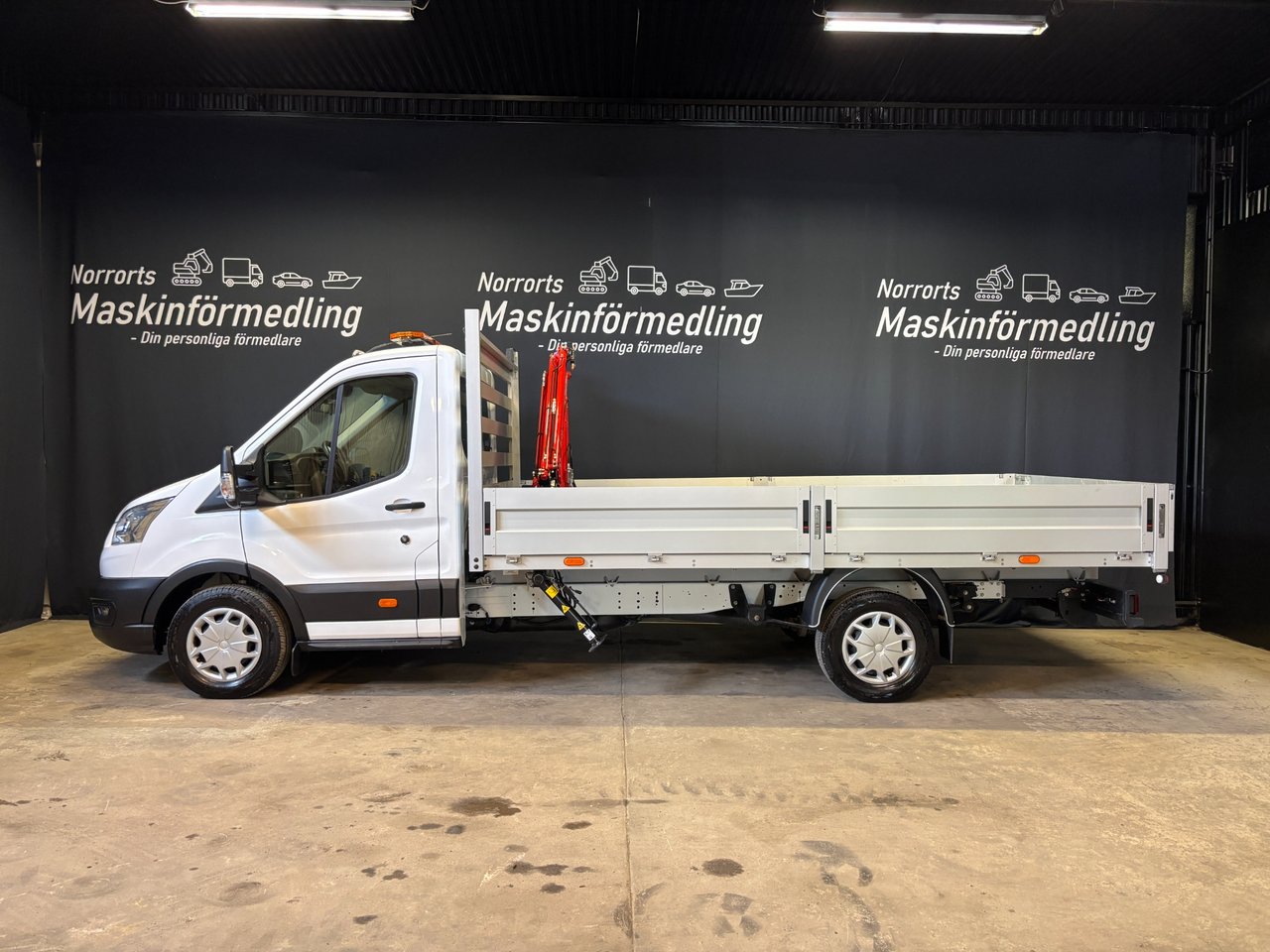 Ford transit 350 Chassi Cab 2...