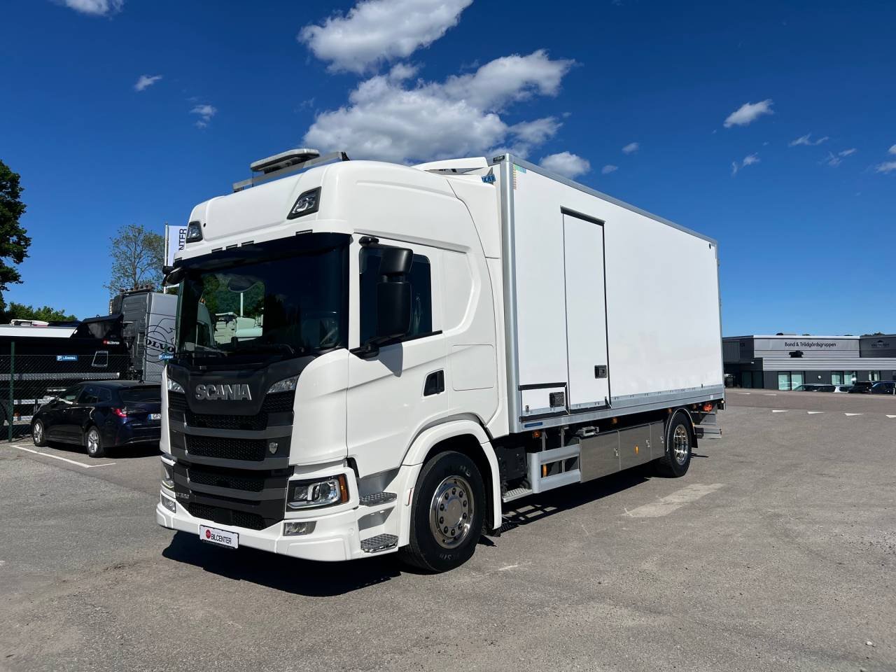 Scania G320 4x2 Maskintranspo...