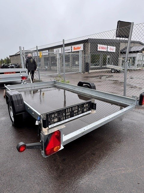 Lorries Nordsläp Multi 300