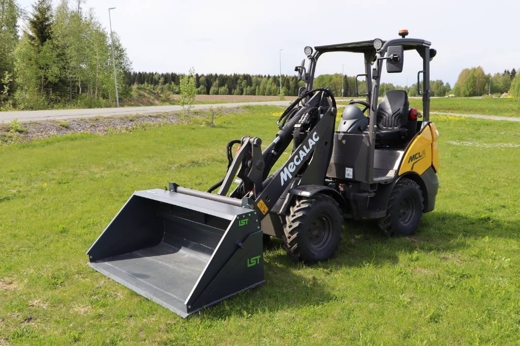 Mecalac MCL2