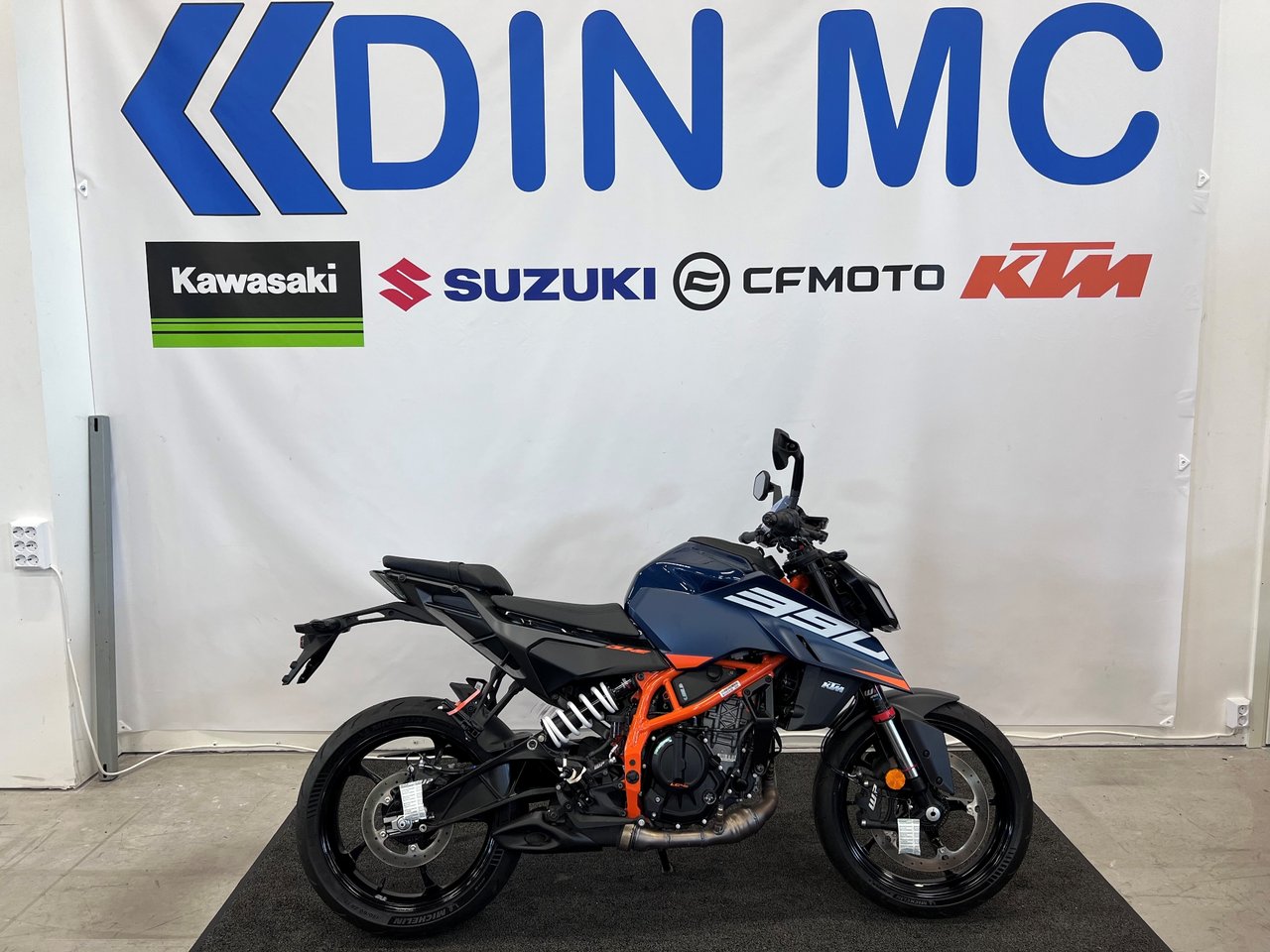 KTM 390 Duke "för omgående le...