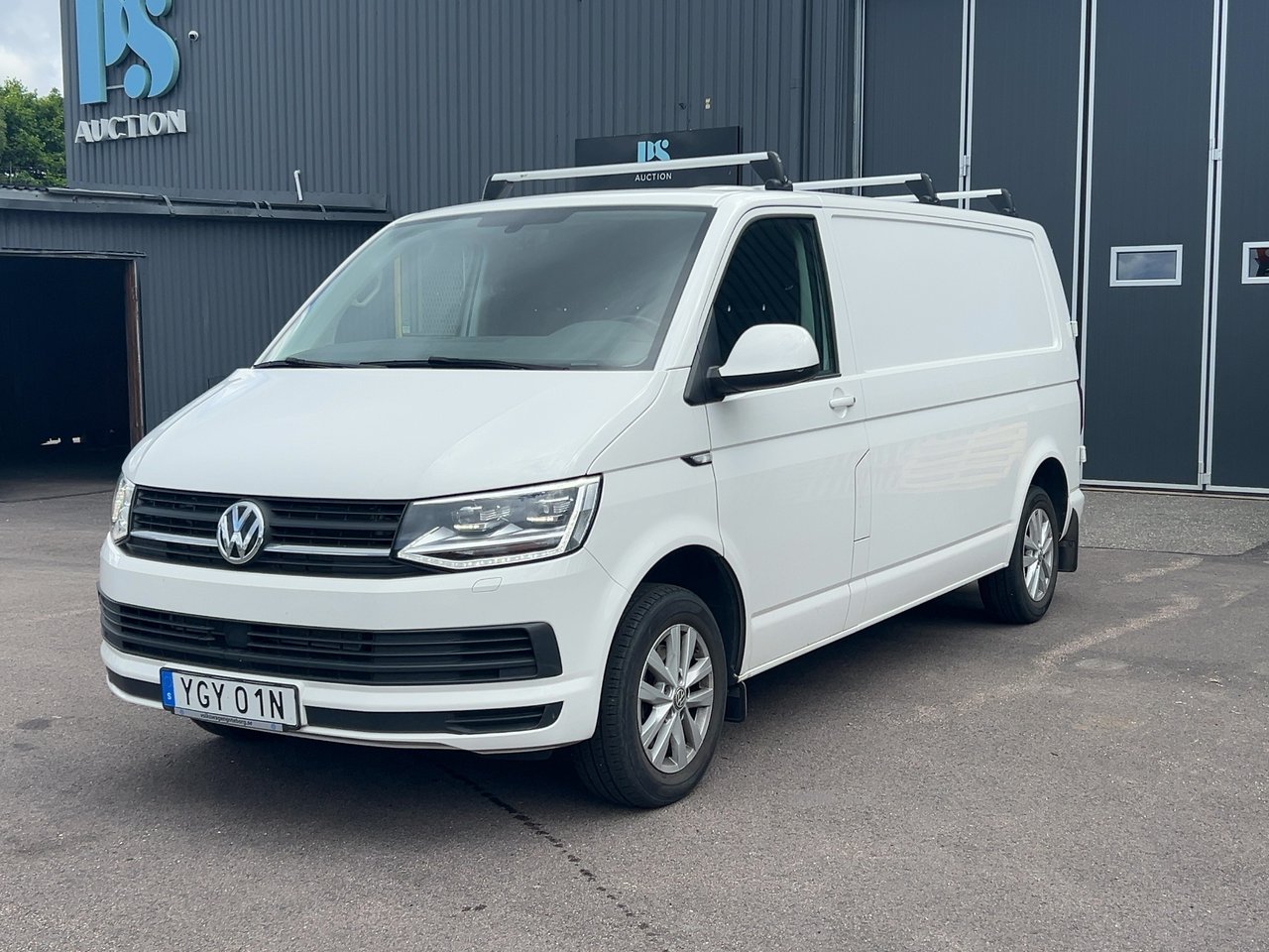 Volkswagen Transporter T30