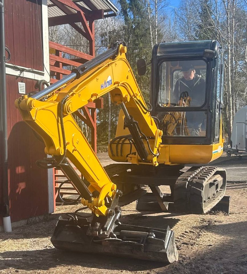 Hanix H45A minigrävare 4.5 to...