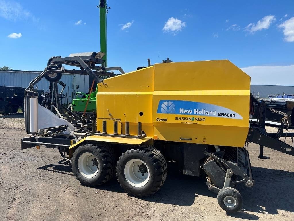 New Holland BR 6090 Combi
