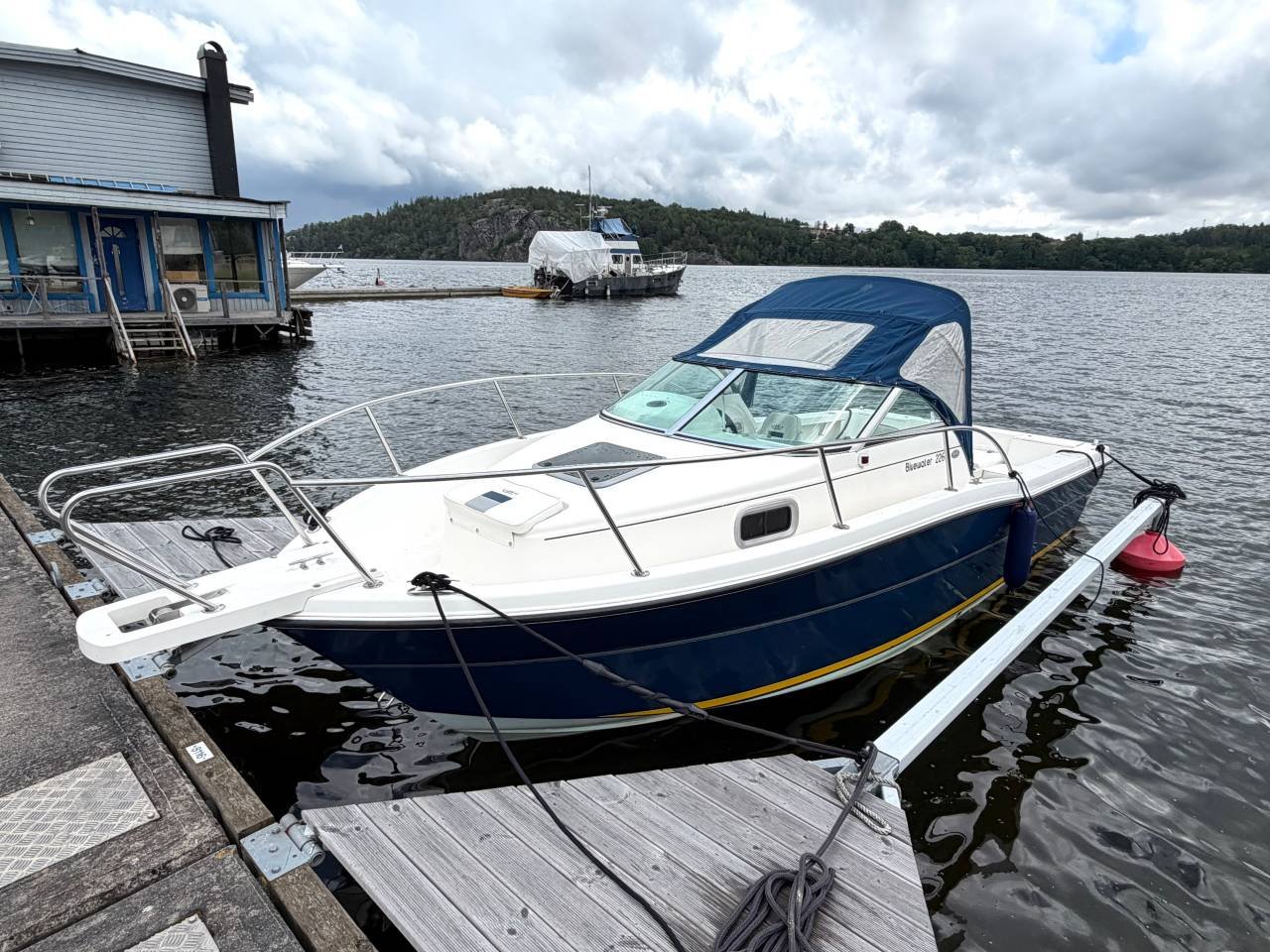 Karnic 2260 WA Volvo Penta D3...