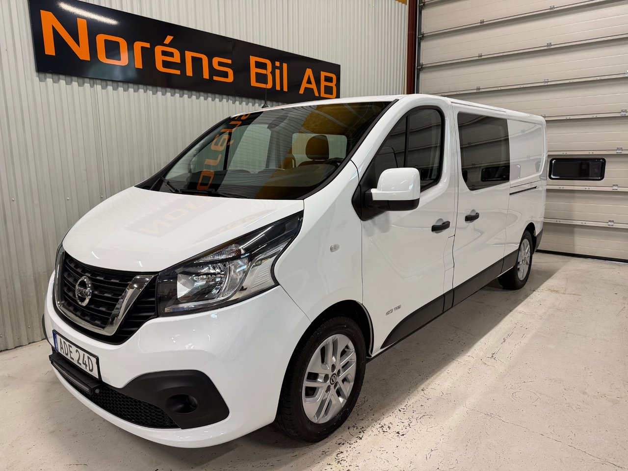 Nissan NV300 2.0 dCi 145HK AU...