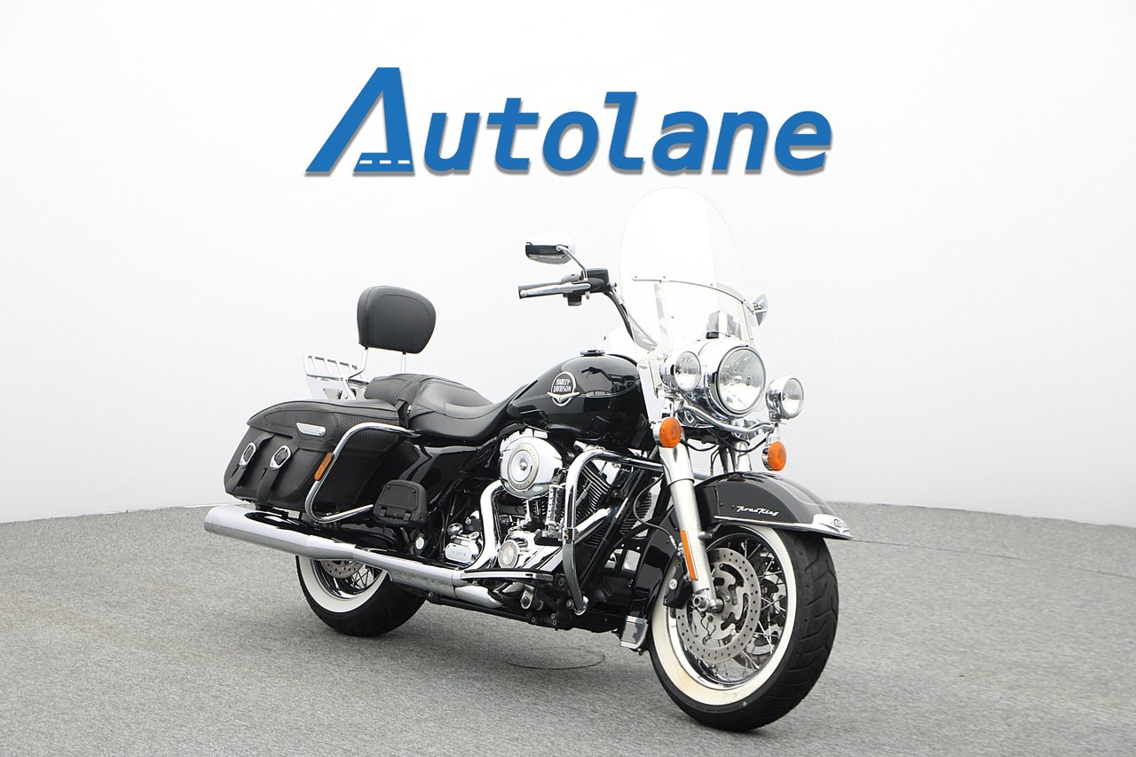 Harley-Davidson Road King Cla...