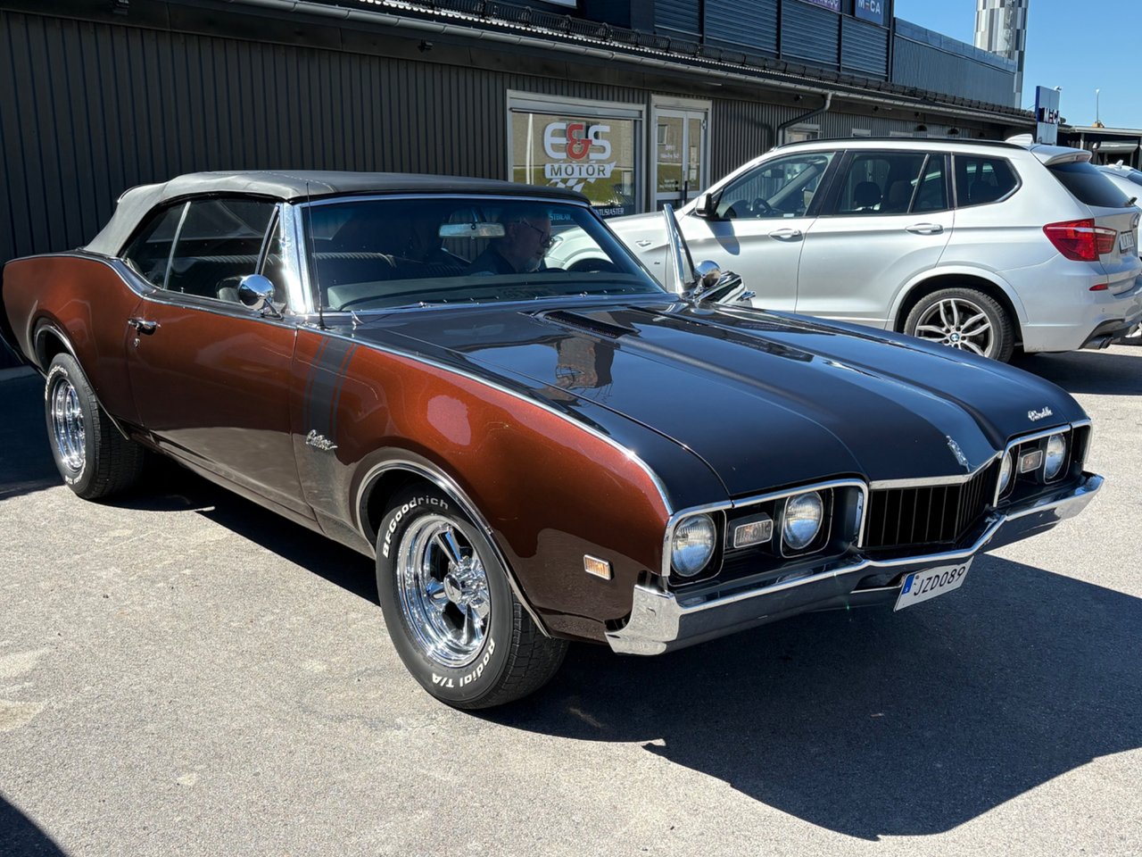 Oldsmobile Cutlass S Convertible
