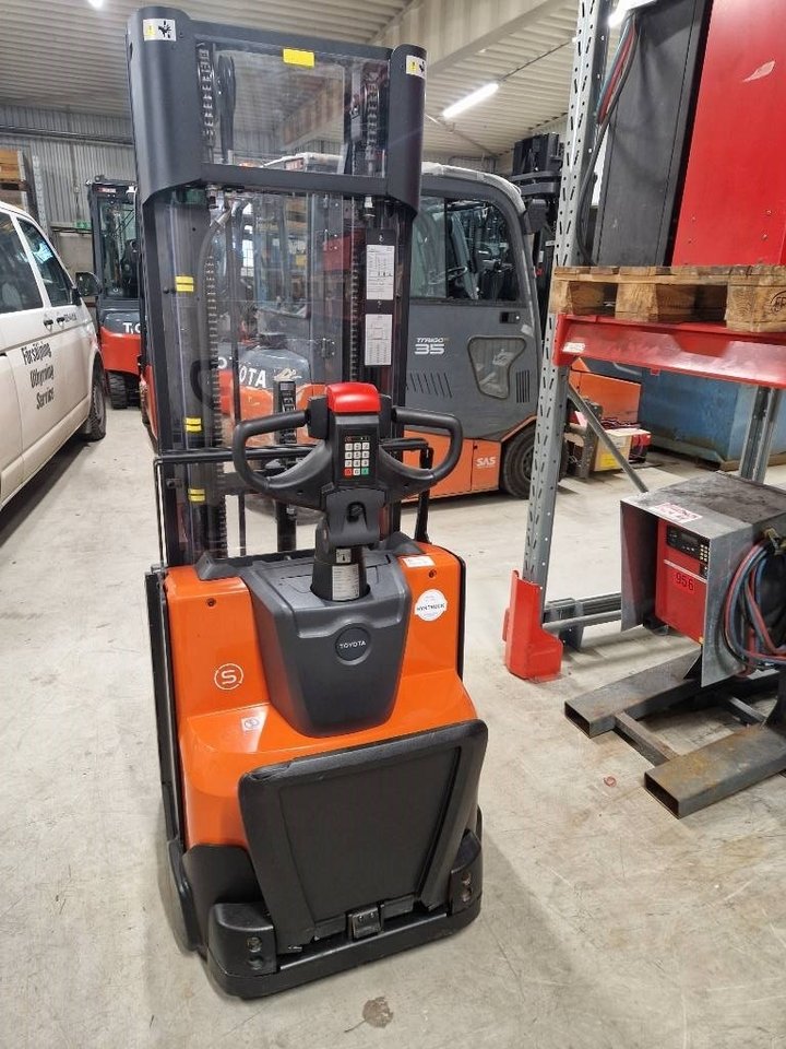BT SWE 140 L