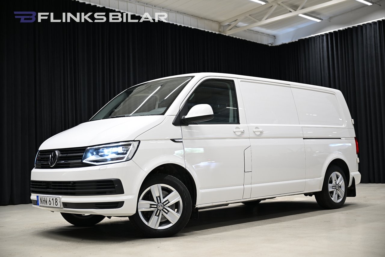 Volkswagen Transporter 4M DSG...