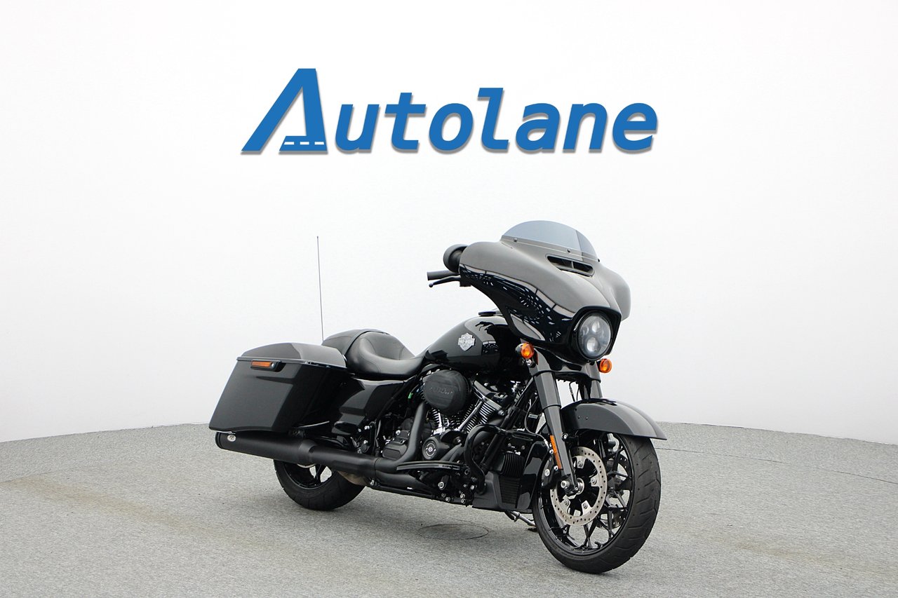 Harley-Davidson Street Glide ...