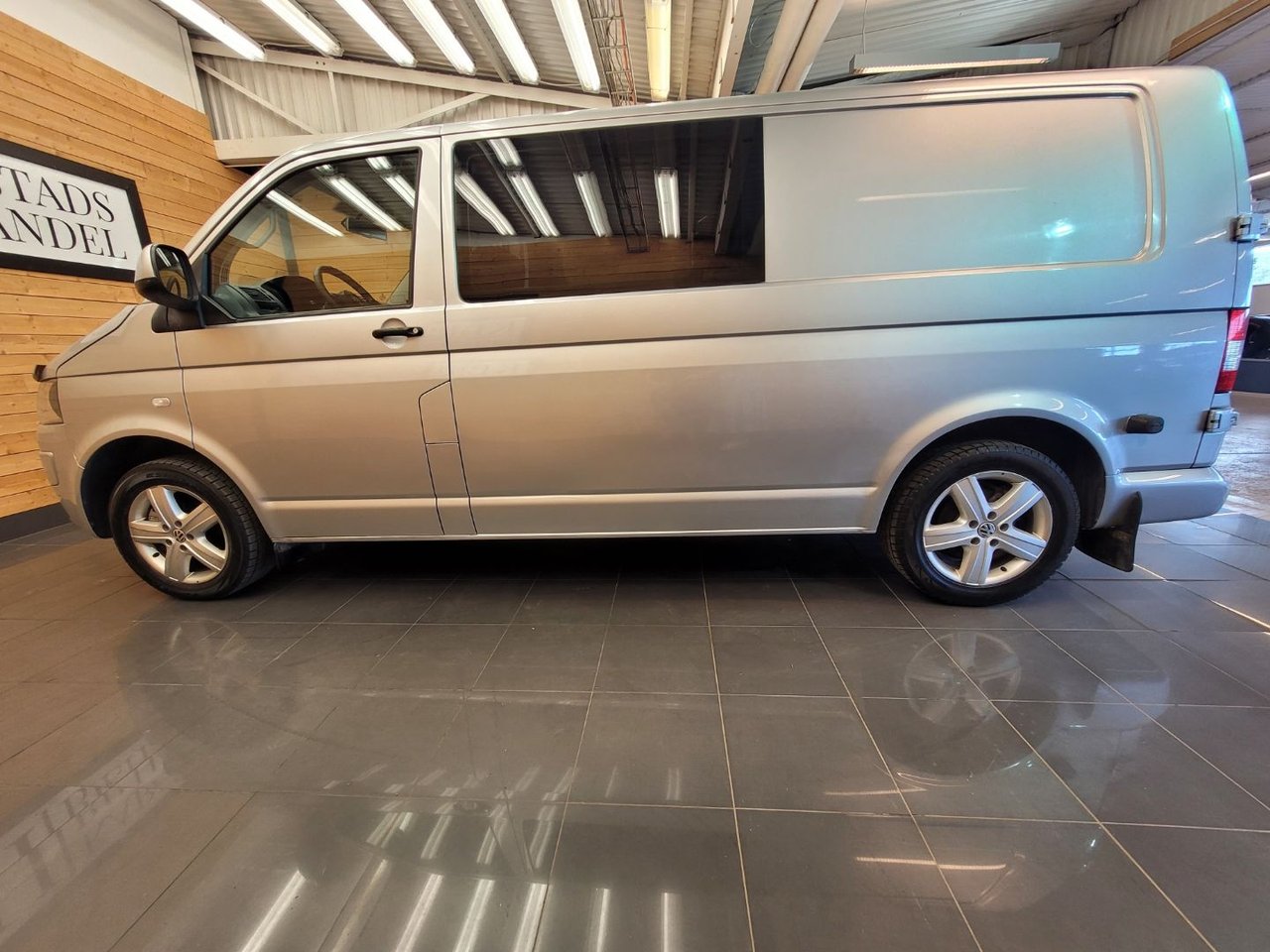 Volkswagen Transporter Kombi ...