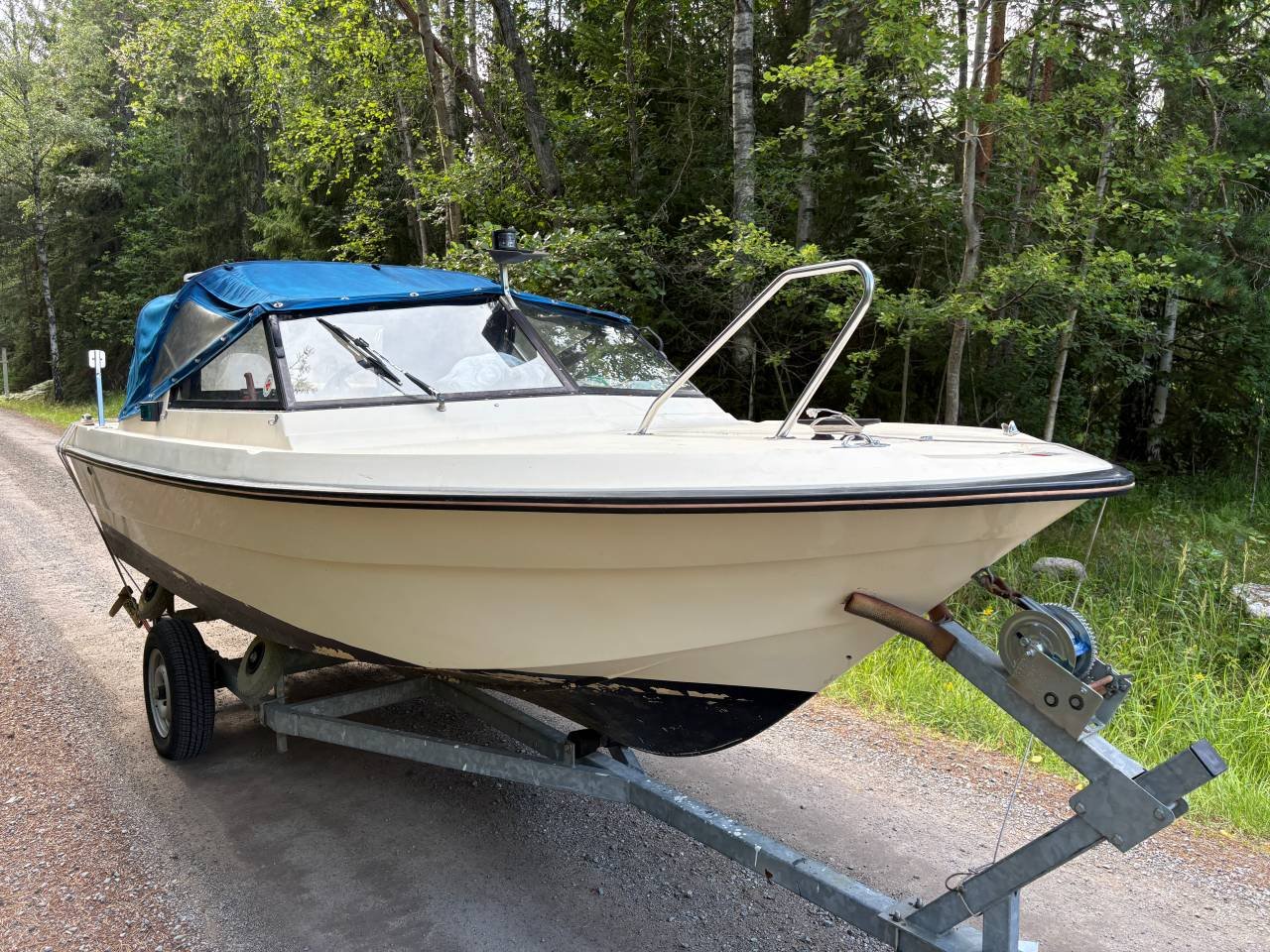Uttern 5000Dc Yamaha 60Hk Aut...