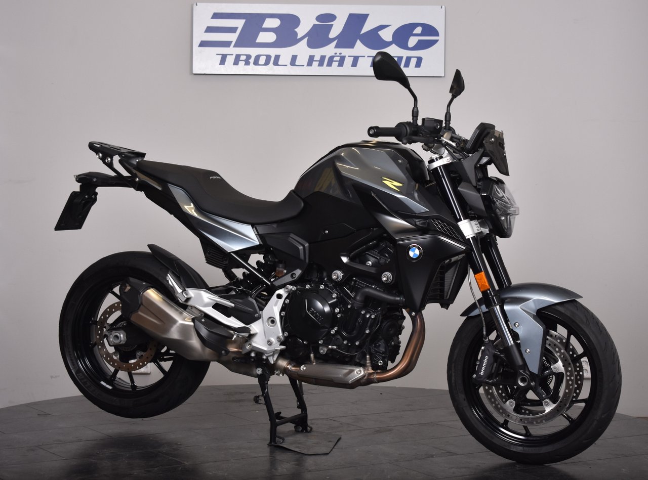 BMW F900R / FINT SKICK/