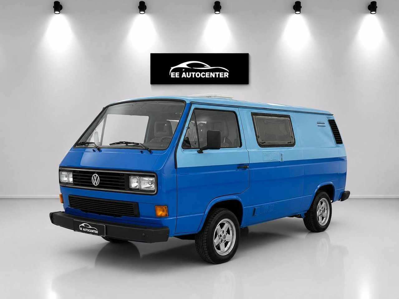 Volkswagen Volkswagen Caravel...