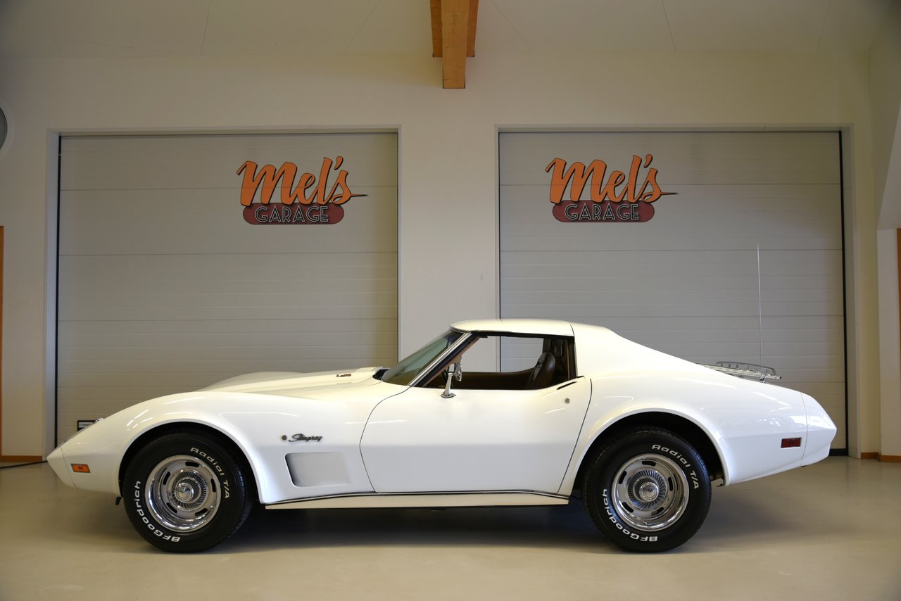 Chevrolet Corvette Stingray C...