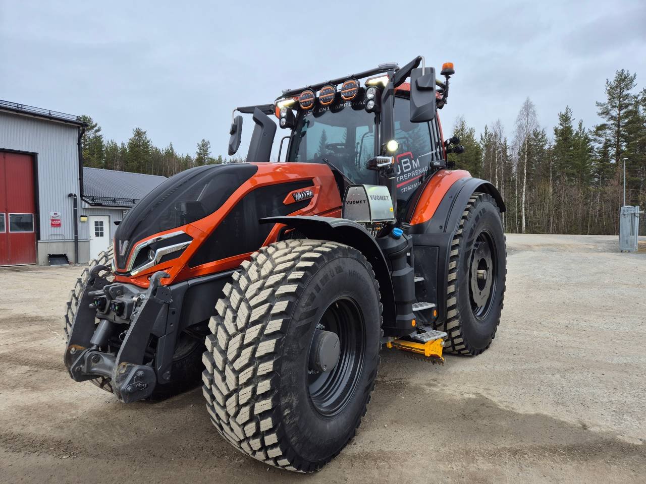 Valtra Q285 2025 ca 152 h Nys...