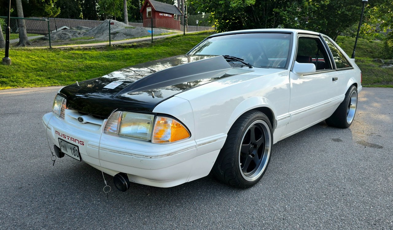 Ford Mustang FOXBODY 351 (409...
