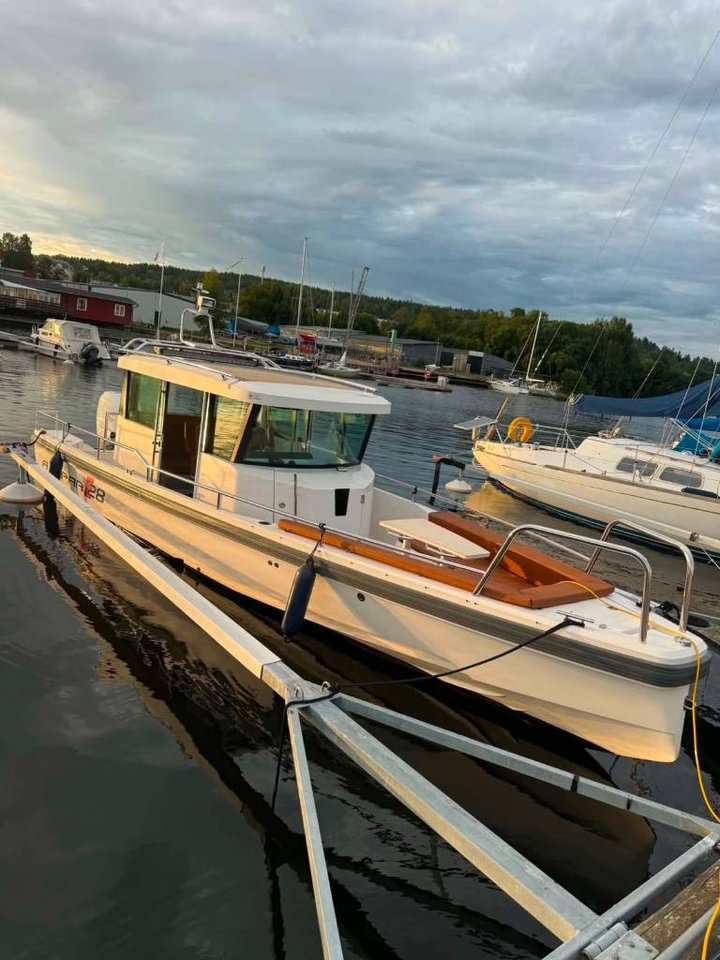 Axopar 28 Cabin Mercury 300hk...