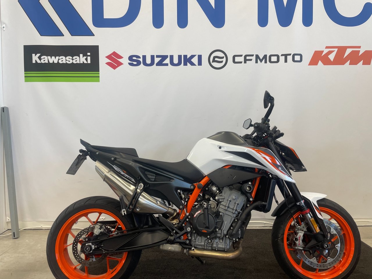 KTM 890 DUKE R "Fin hoj med k...