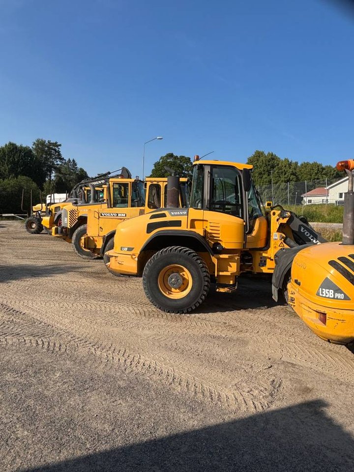 Hjullastare Volvo L90G fullut...