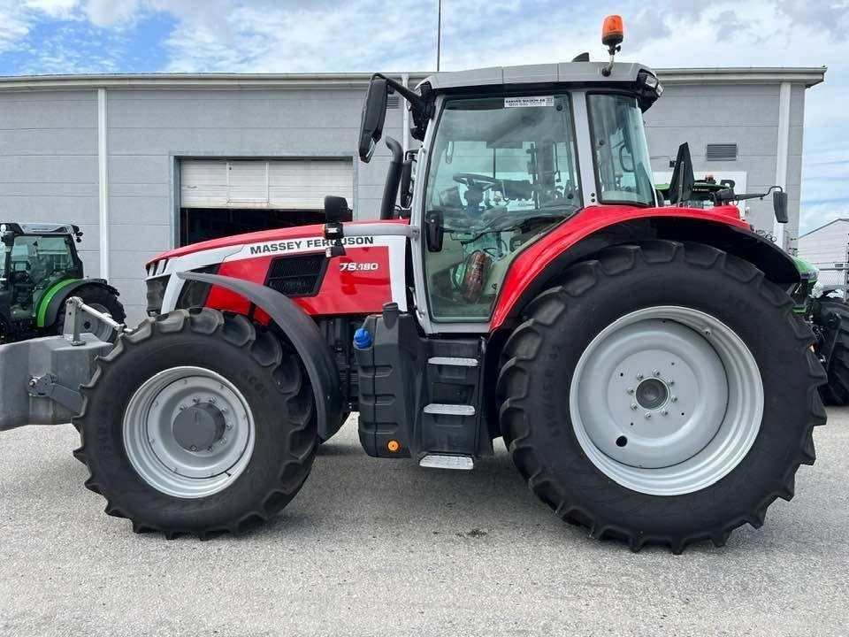Massey Ferguson 7S.180 Dyna-6...