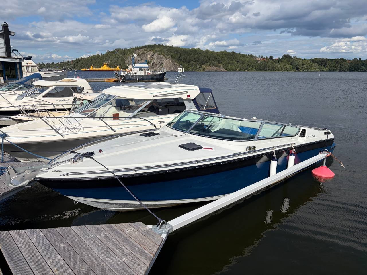 Formula 223 LS Mercruiser 350...