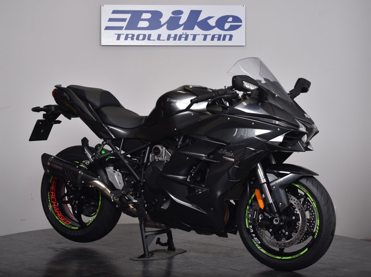 Kawasaki Ninja H2 SX / Nyserv...