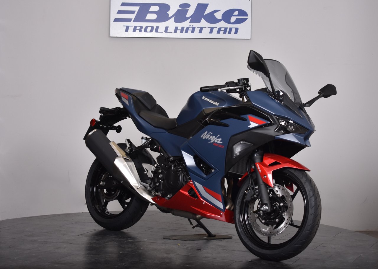 Kawasaki Ninja 500 SE Sport /...