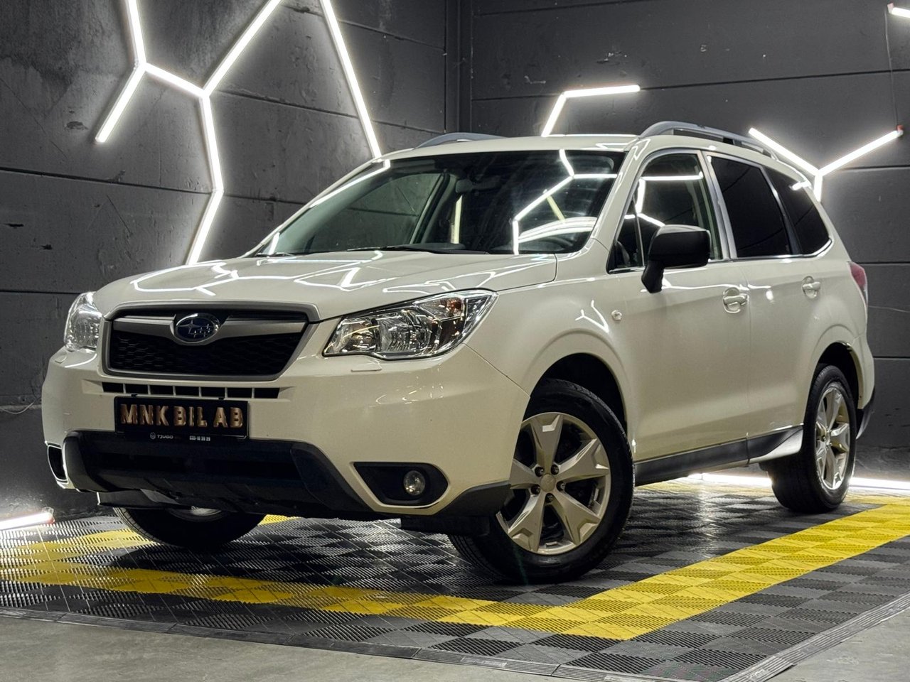 Subaru Forester 2.0 4WD Linea...