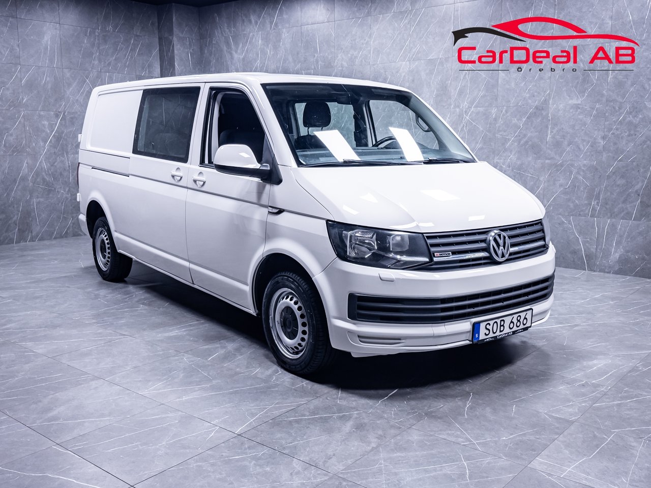 Volkswagen Transporter Kombi ...