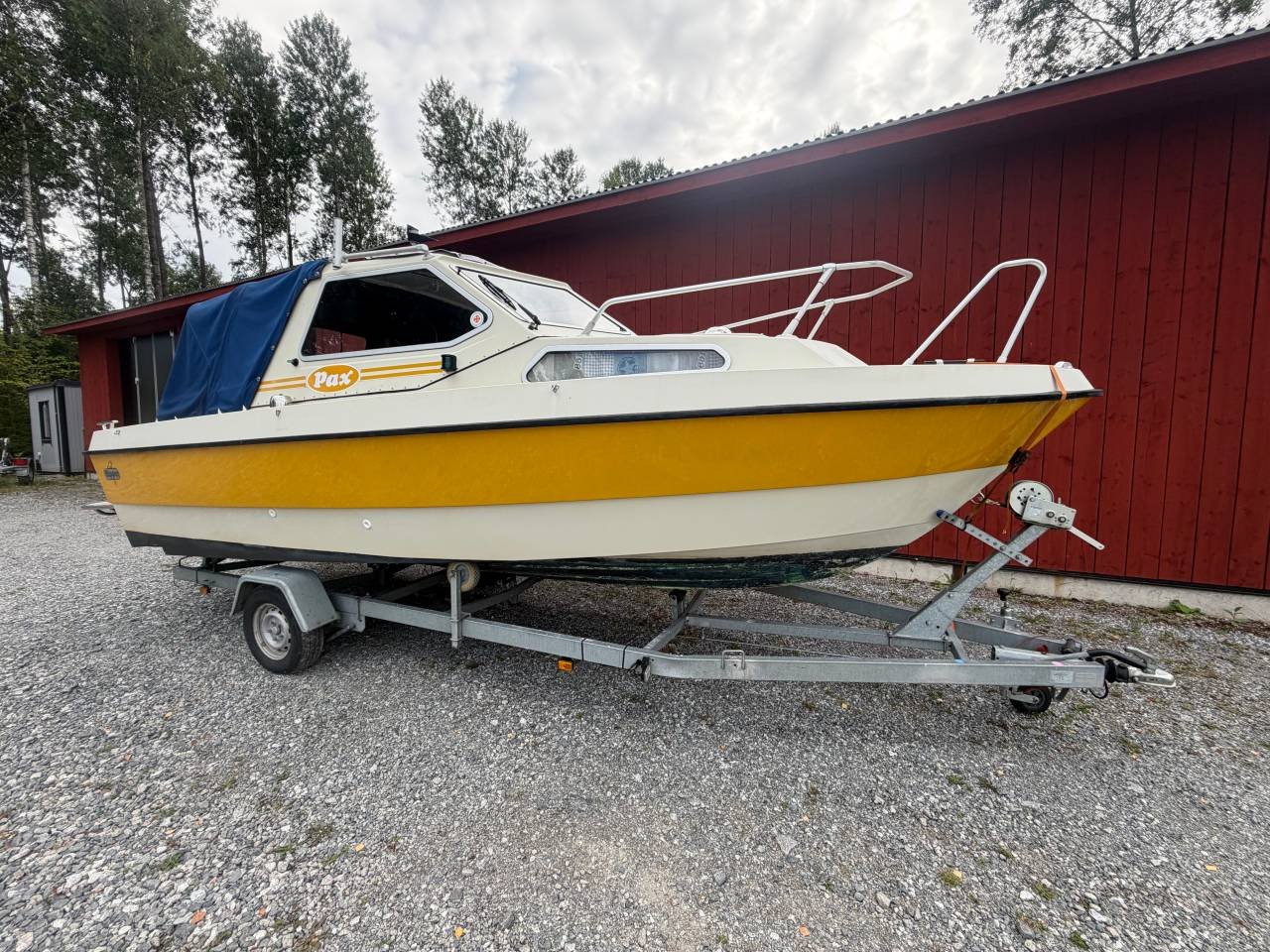 Flipper 620 Suzuki DF 115 -2011