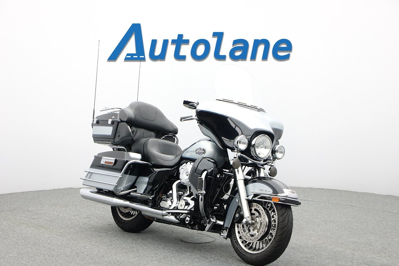 Harley-Davidson Electra Glide...