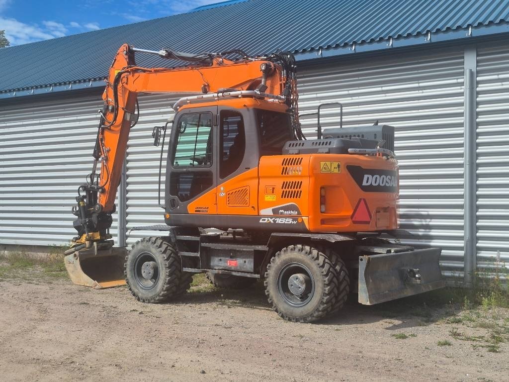 Doosan DX 165 W-5 -21 inkl Kä...