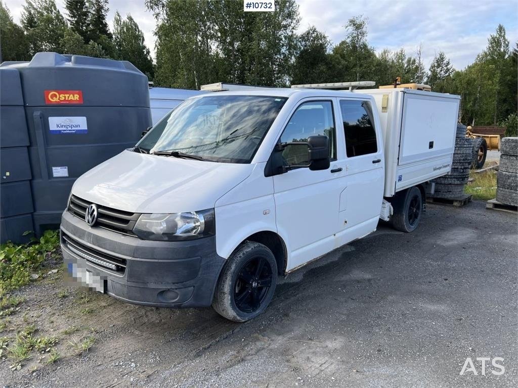 Volkswagen Transporter med sk...