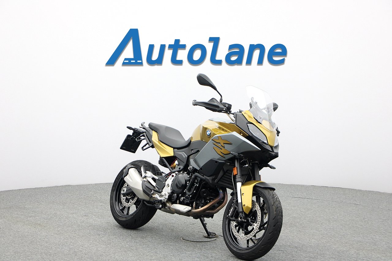 BMW F 900 XR *Endast 15mil, N...