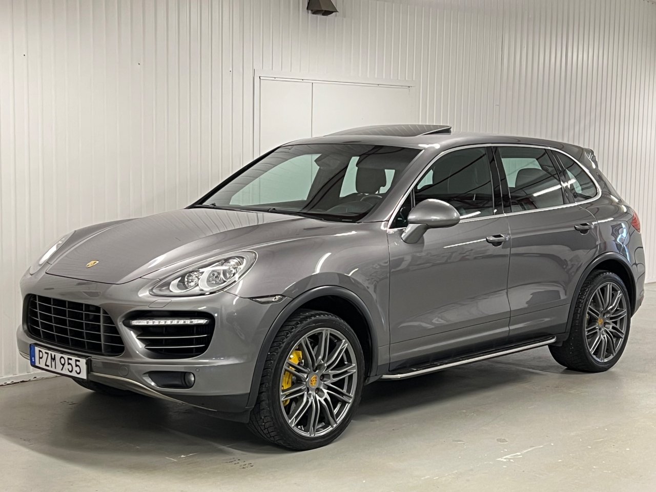 Porsche Cayenne Turbo TipTron...