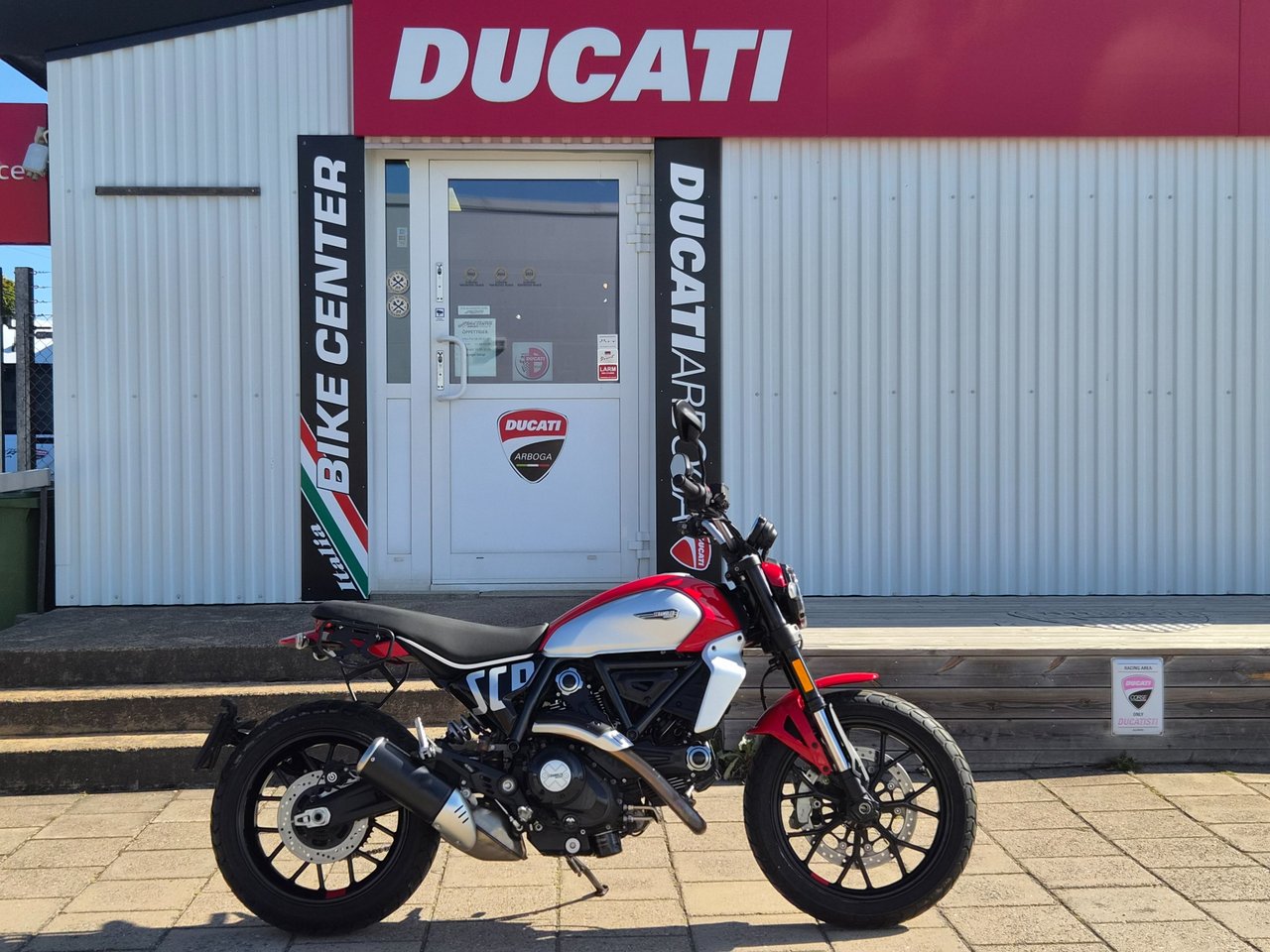 Ducati Scrambler 800 Icon *Ny...