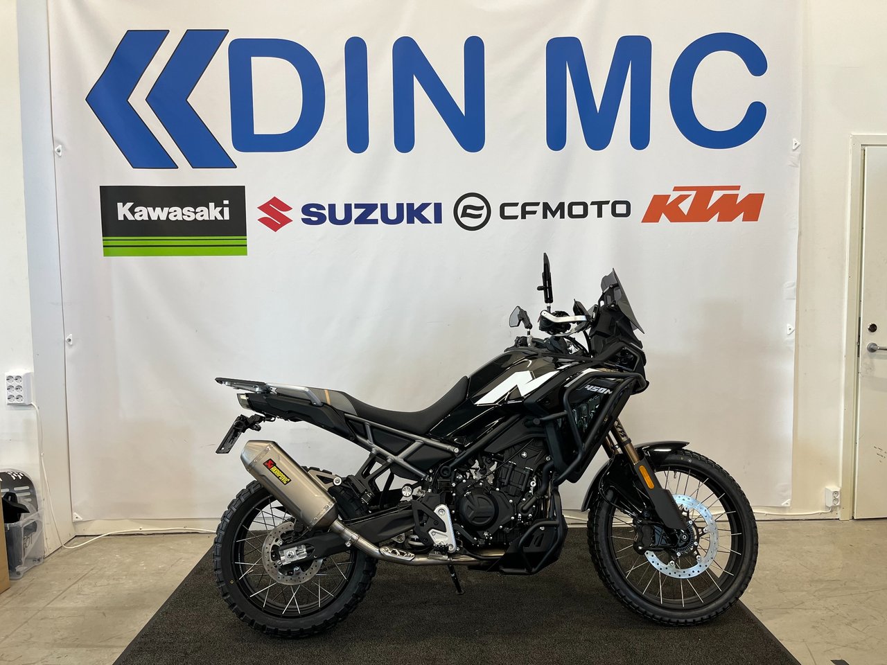CFMOTO 450 MT Rally "DinMC Ed...