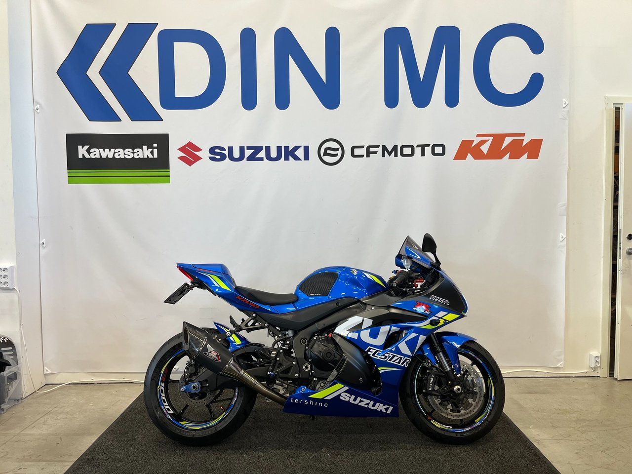 Suzuki GSX-R1000 "Unik, Se Sp...