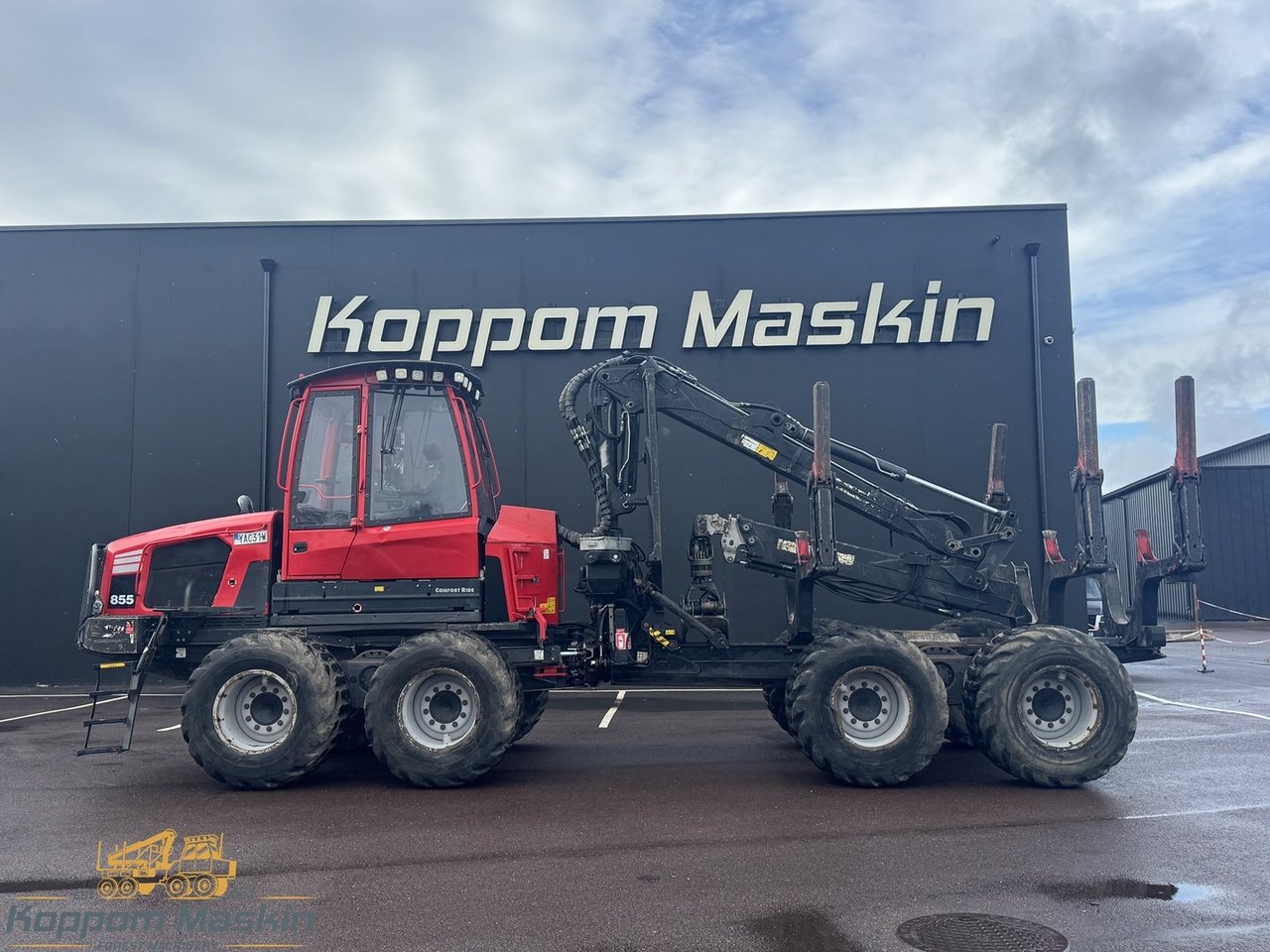 Komatsu 855, 16200h - Skotare