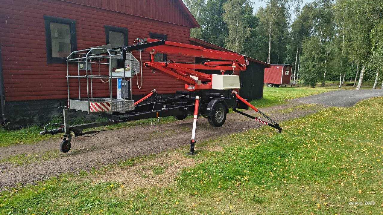 Skylift 15m mycket fint skick