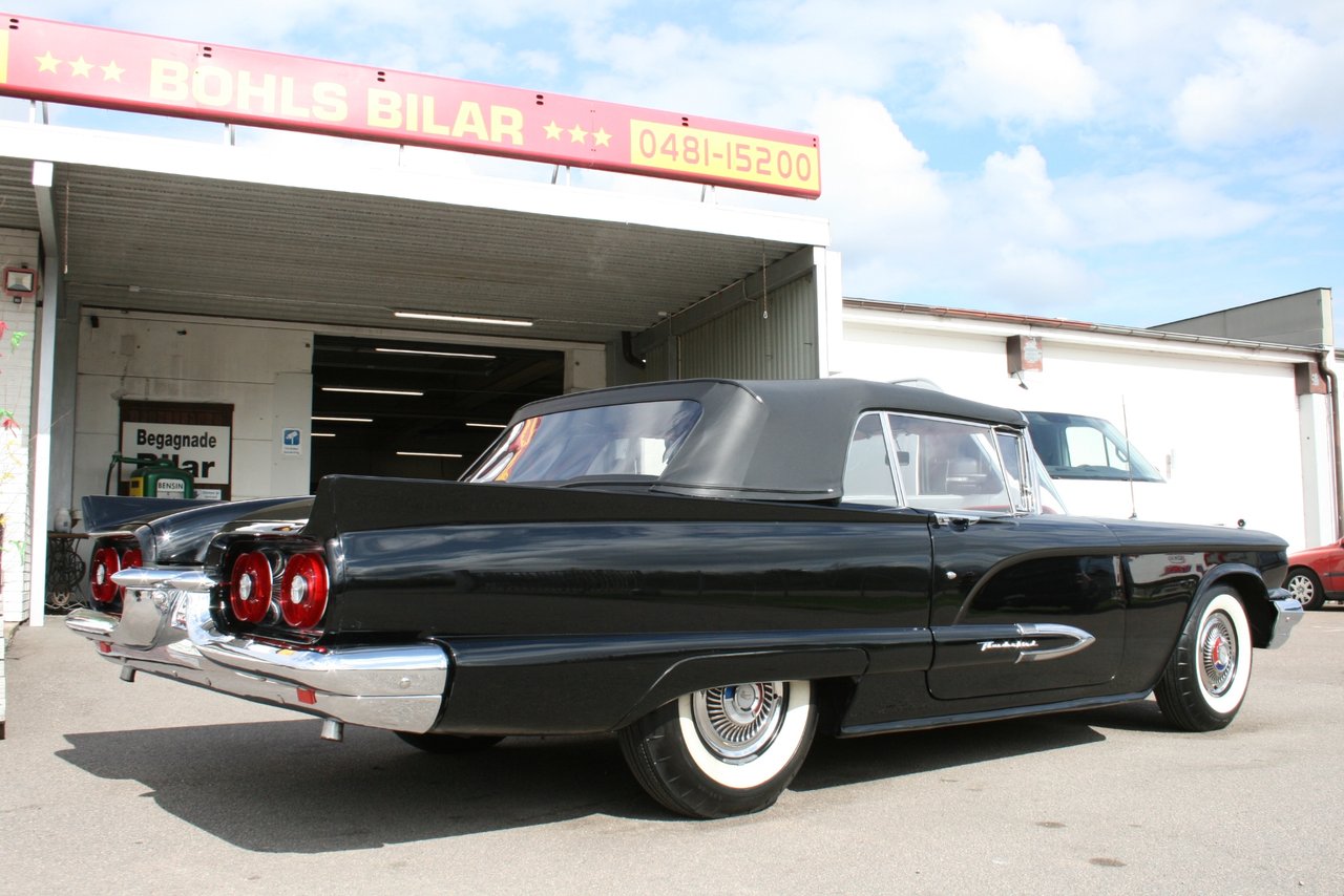 Ford Thunderbird Cabriolet J-...