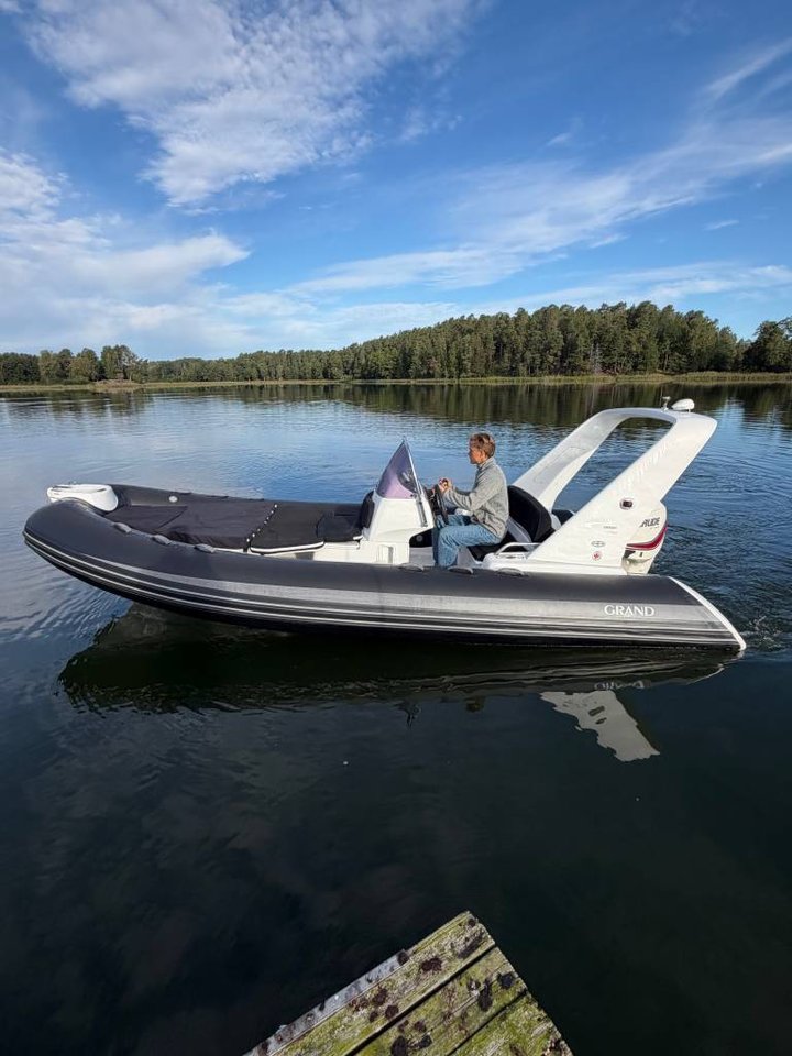 Grand 550S Silver Line – 2015...