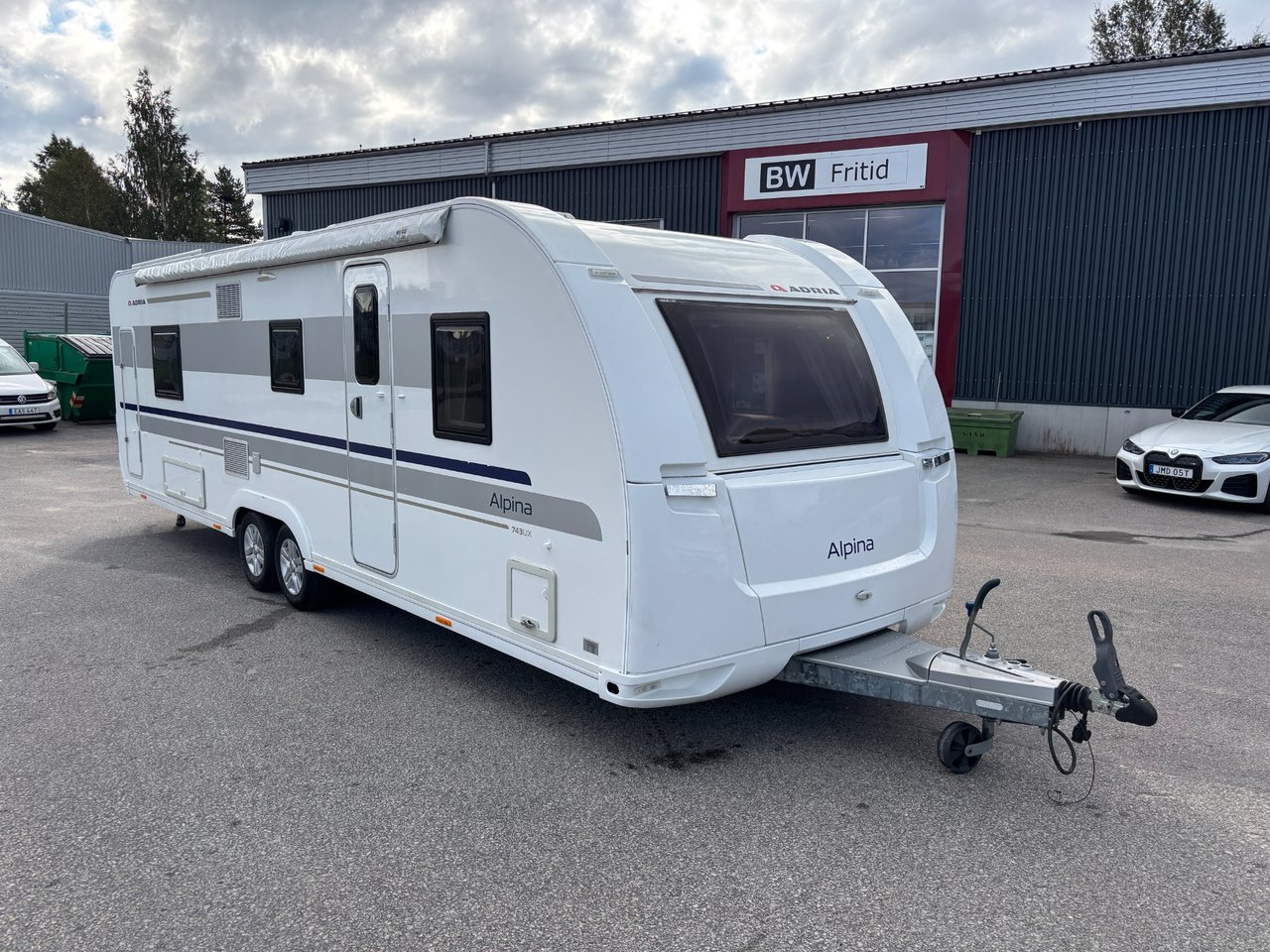 Adria Alpina 743 UX Barnkamma...