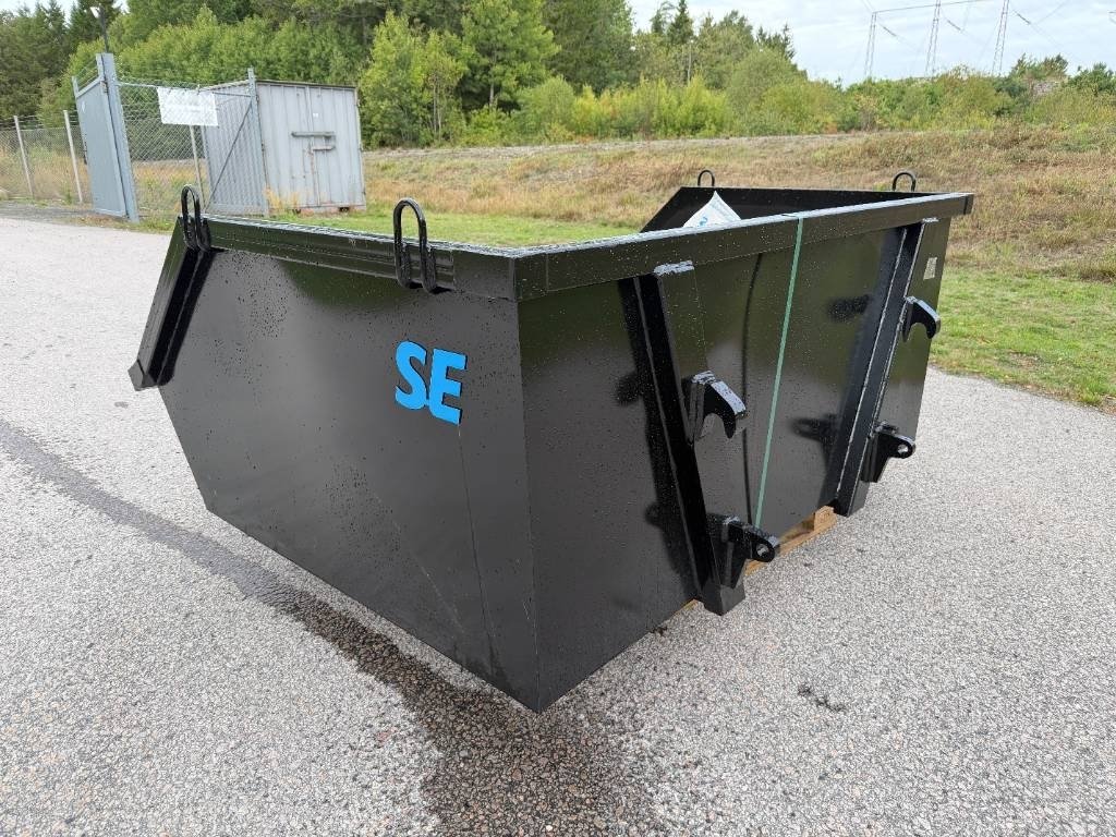 SE Equipment  2 kubiks contai...
