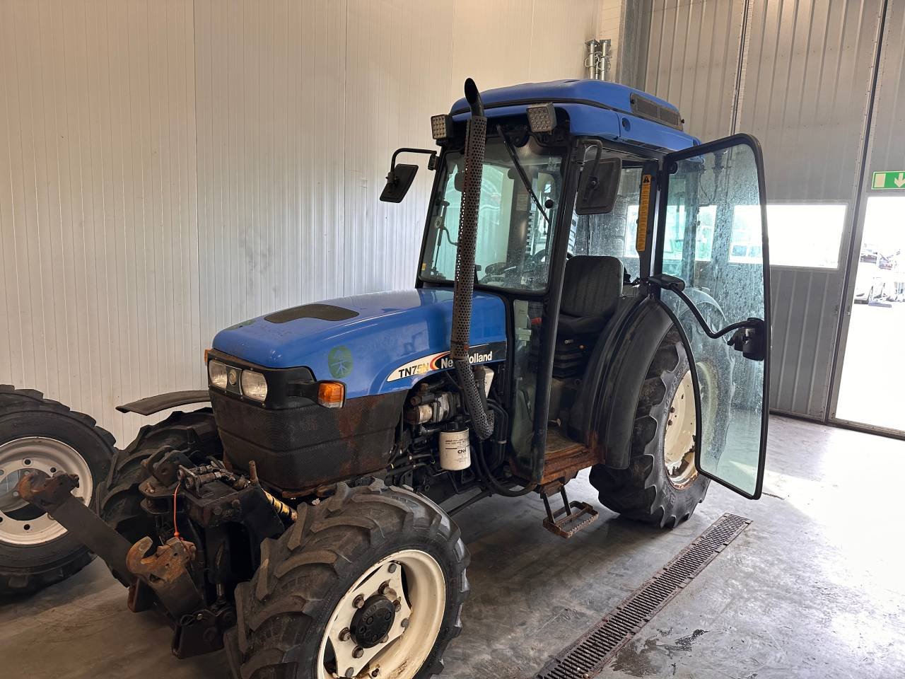 New Holland TN75N 4WD