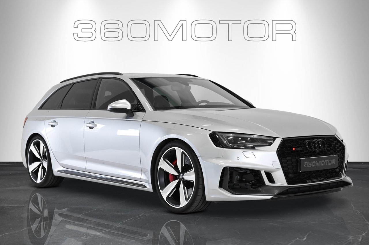 Audi RS4 Avant 2.9 TFSI V6 Qu...