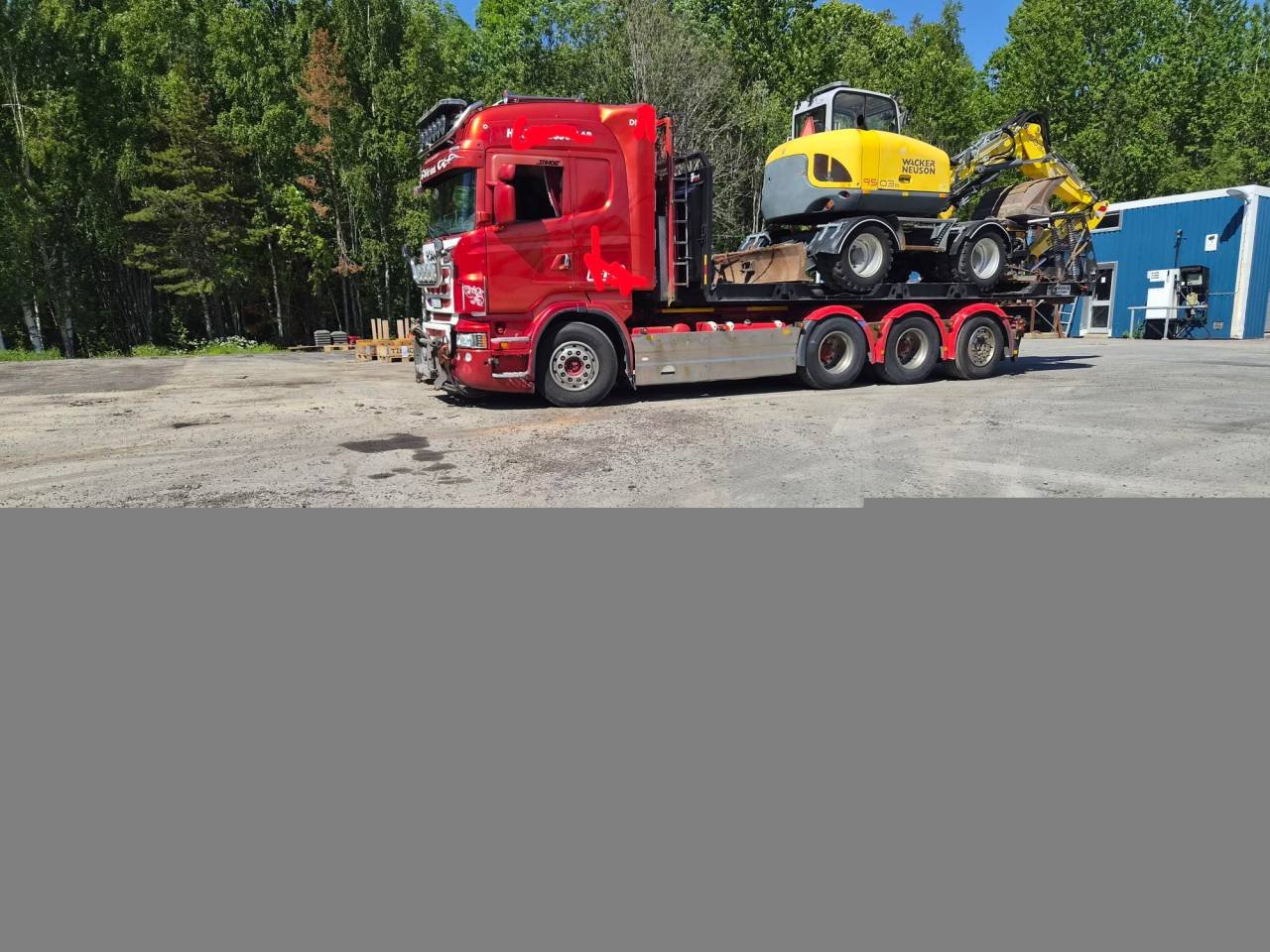 Scania R560 V8 8x4*4 lastväxl...